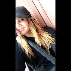 Meet your Posher, Debbie